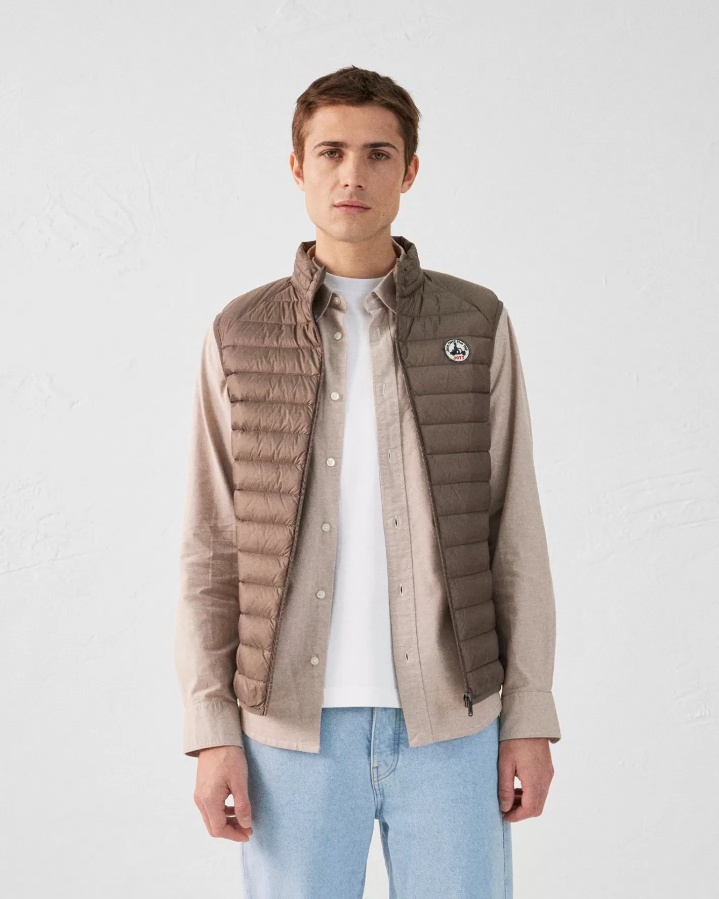 taupe_sleeveless_down_jacket_tom_2.webp JOTT sleeveless down jacket Tom TAUPE Store